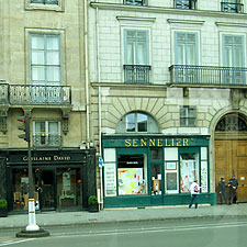 Sennelier Art Supplies.