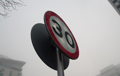 30 speed limit sign