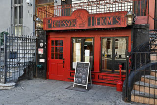 Professor Thom's exterior