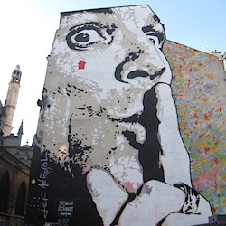 Paris Shhhh mural