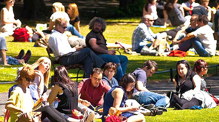 a picnic on st. stephens green