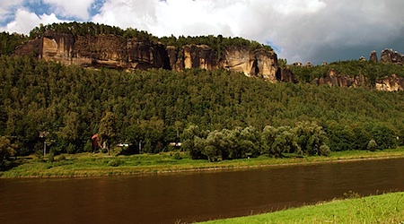 Elbe gorge