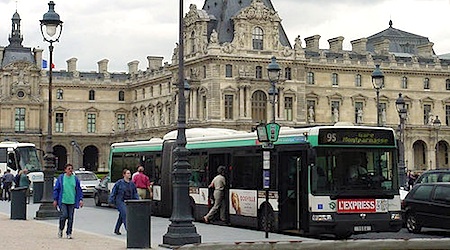 Paris bus