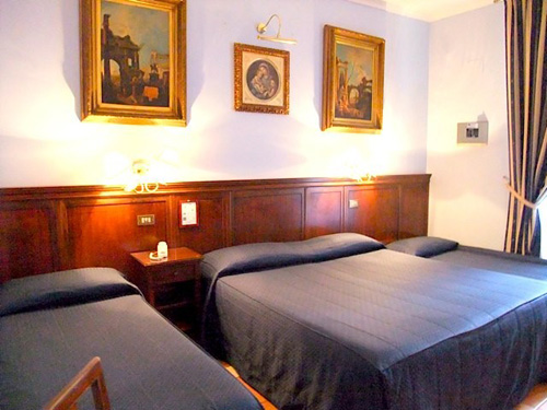 Hotel and Hostel des Artistes