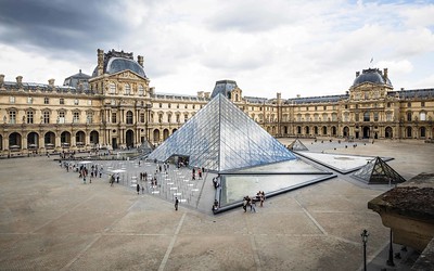 Louvre museum