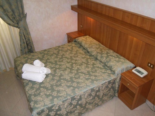 Hotel Papa Germano Room
