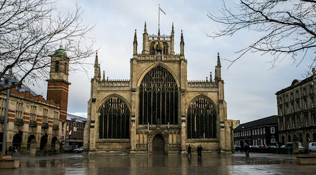 Church in the city center of Hull