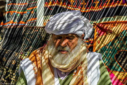 A souk vendor at the Islamic Festival in Mértola. Photo: Jose C.