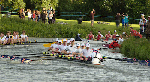 Head to Oxford and Cambridge to see the famous world-famous Boat Race. Photo: jonbgem