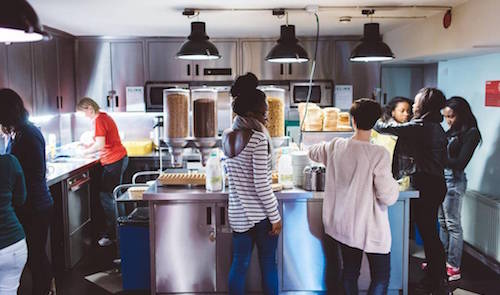 The communal kitchen at Clink 261. Photo: Booking.com