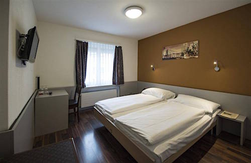 Alexander Guesthouse