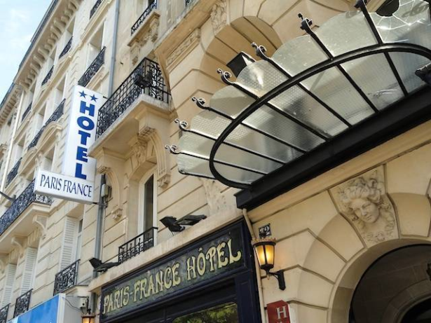 Hotel Paris exterior