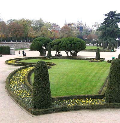 Entering Retiro Park, Madrid