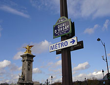 Getting Around Paris - Paris, France