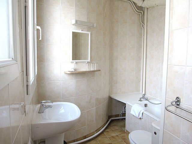 Bathroom Hotel Andre Gill