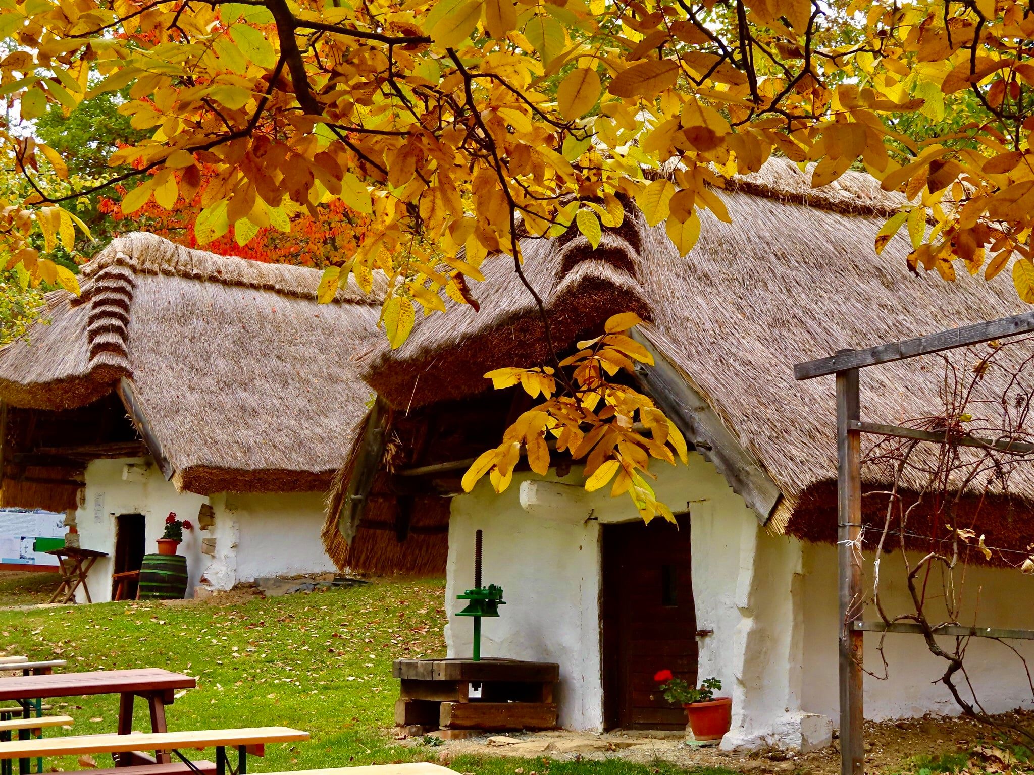 15 elragadó pincesor és pincefalu, hogy mámorosan teljen az ősz