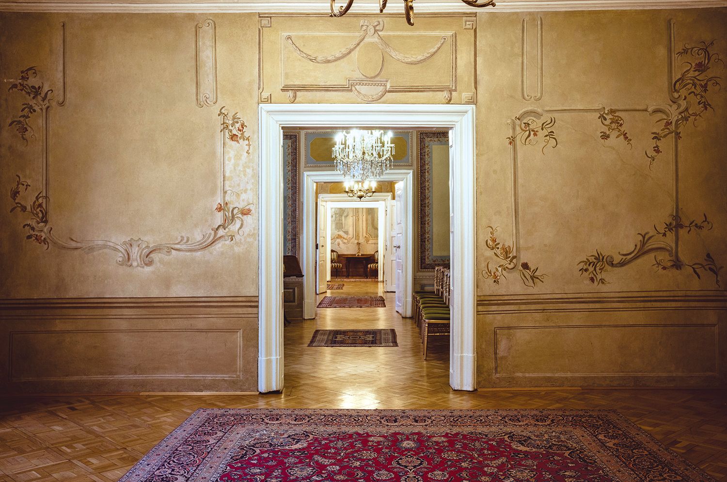 7 lenyűgöző vezetett séta Budapesten novemberre, ami pompás paloták főúri titkait rejti