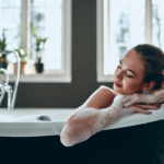 5 tips for taking a relaxing break in your bathroom